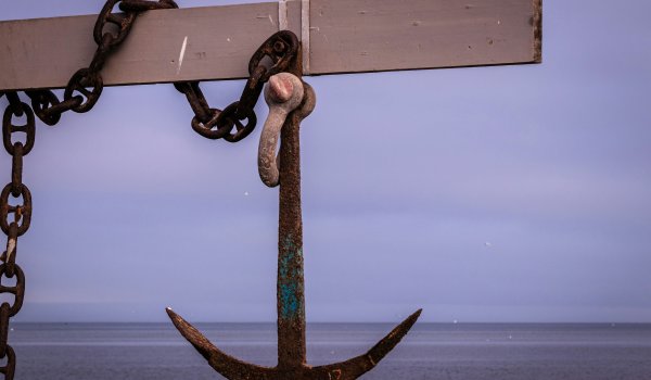 The history behind anchors: types, curiosities and their evolution