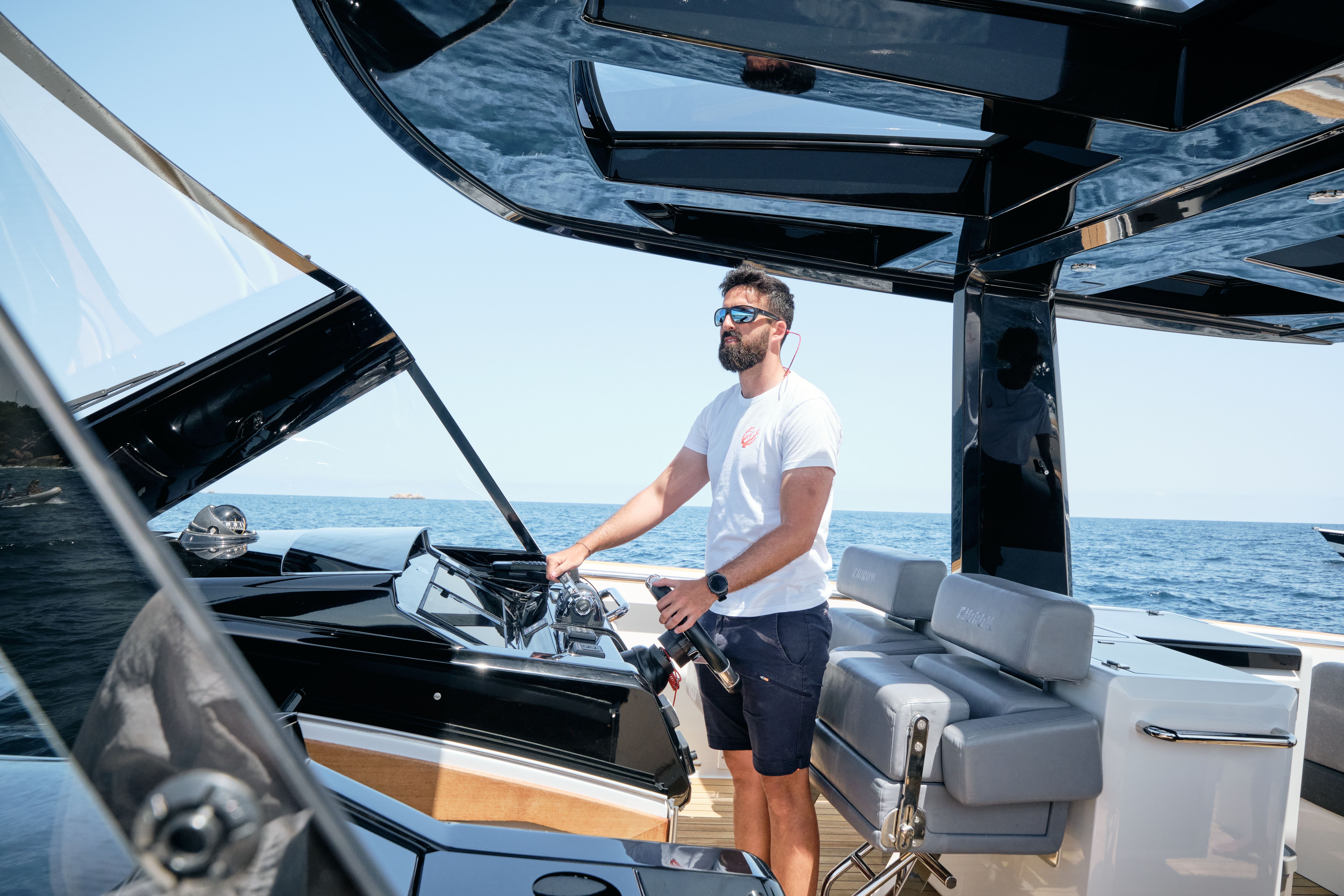 The best boating outfit | Coral Yachting